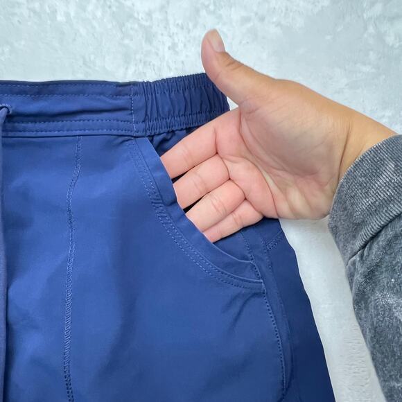 Lands' End Athletic Shorts Women's 4 Blue Pockets Athletic Swim Outdoors Hike - Picture 5 of 8